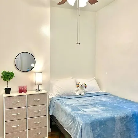 Apartment Very Spacious 2 Bedroom In East Village Nyc!