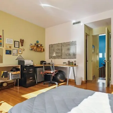 Surprisingly Unique 2br Urban Oasis With Sauna In Ny Holiday home *