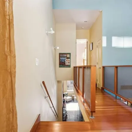 Surprisingly Unique 2br Urban Oasis With Sauna In Ny * New York