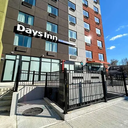 Days By Wyndham Staten Island New York