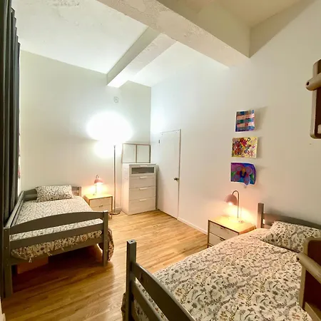 Luxury Next To Times Square Apartment New York