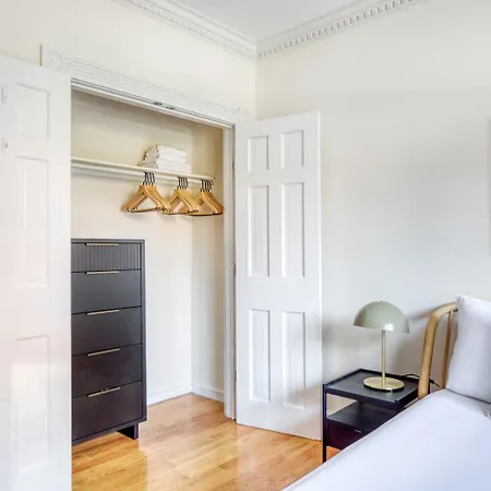 Apartment West Village 2br W Wd Nr Restaurants Cafes Nyc-1032 New York