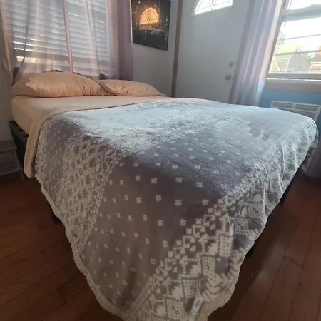 New York Homestay *