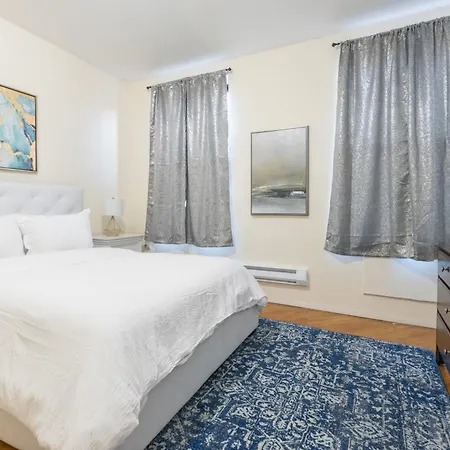 Monthly Nyc Rentals- Stylish 3 Bedroom Unit * New York