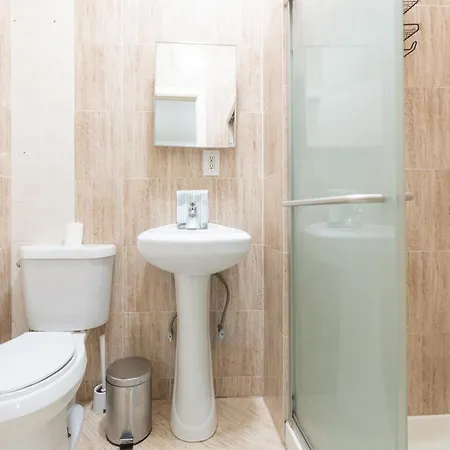 Apartment Monthly Nyc Rentals- Stylish 3 Bedroom Unit