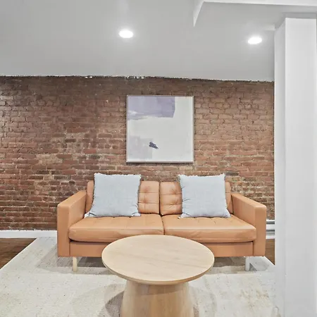 Apartment Chelsea Charm 2bd 1 Bath New York