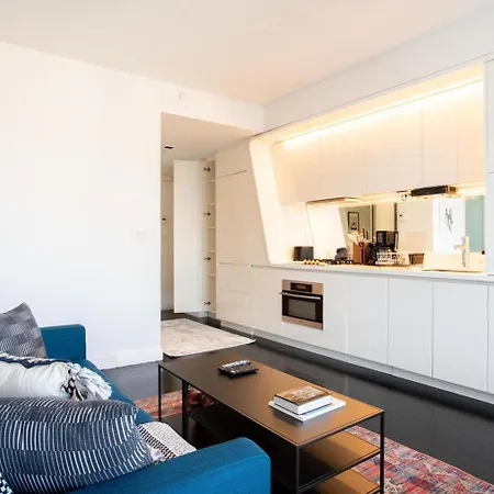 Apartment Tribeca 1br W Doorman Gym Roof Deck Nyc-1374 *