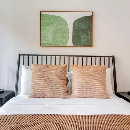 Chelsea 1br W Roofdeck Gym Nr Flatiron Nyc-1384 *