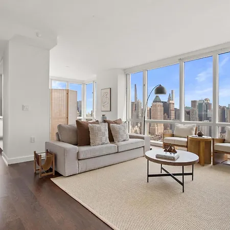 Stunning Views To Empire State With Amazing 2bd Apartment