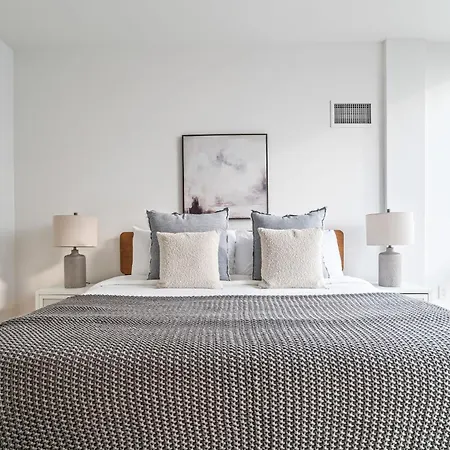 Apartment 2bd 2 Bth Marvelous *