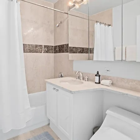 Apartment Inviting 2bedroom 2bath