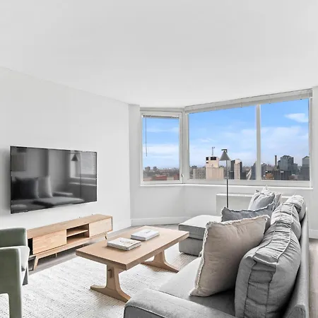 Inviting 2bedroom 2bath Apartment New York