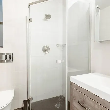Stylish In Upper West Side! Cozy Retreat Apartment