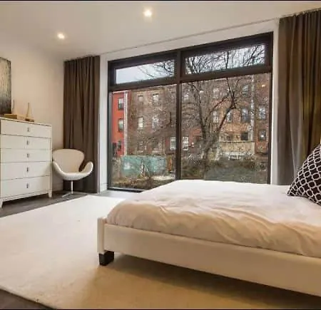 Holiday home Harlem New Multi-million Dollar Manhattan Brownstone *