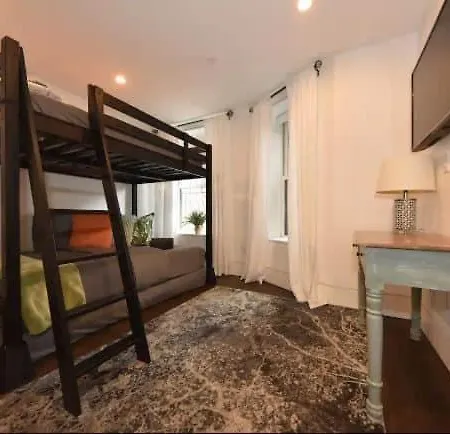 Holiday home Harlem New Multi-million Dollar Manhattan Brownstone New York