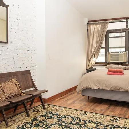 Monthly Nyc Rentals- Gorgeous 3 Bedroom Unit * New York