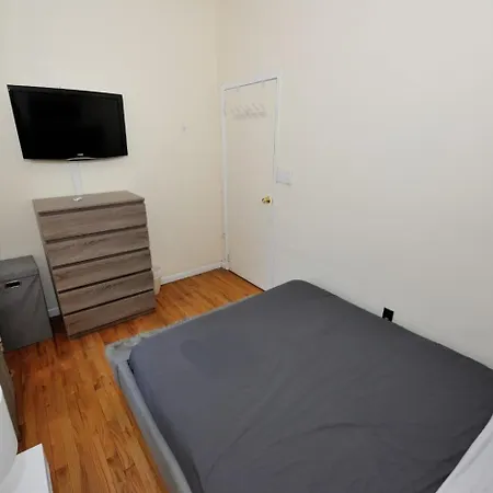 Monthly Nyc Rentals- Luxury 3 Bedroom Apartment *