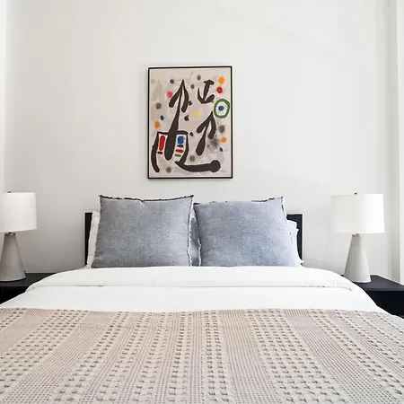Midtown Marvel 2 Bd 2 Bath New York