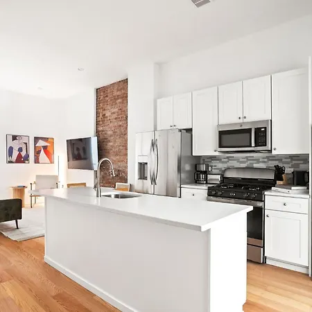 Apartment Midtown Marvel 2 Bd 2 Bath New York
