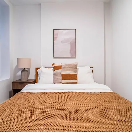 Astonishing 3br 2bath Apt