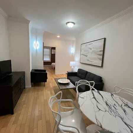 Modern By Central Park 3br *