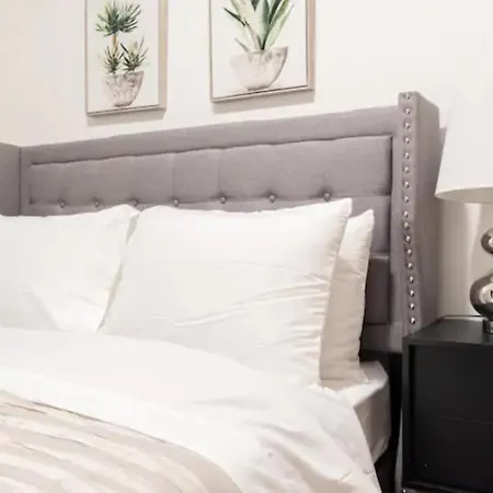 Monthly Nyc Rentals- Flawless 3 Bedroom Unit Apartment