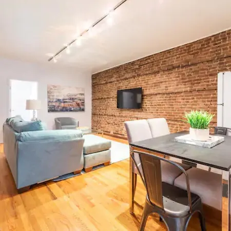 Monthly Nyc Rentals- Flawless 3 Bedroom Unit New York