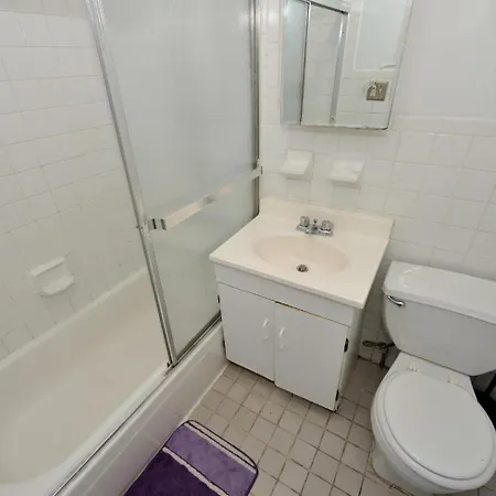 Monthly Nyc Rentals- Stunning 3 Bedroom Unit