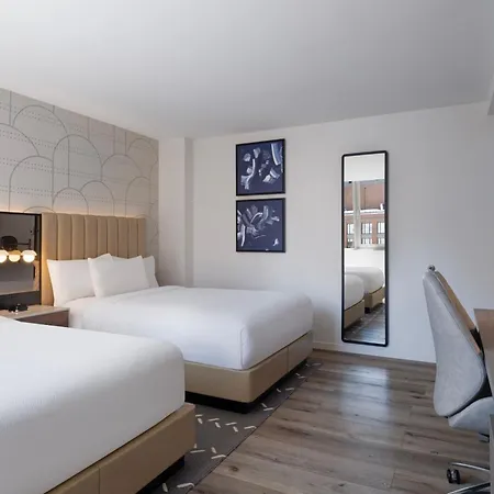 Courtyard By Marriott Manhattan / Soho Hotel New York