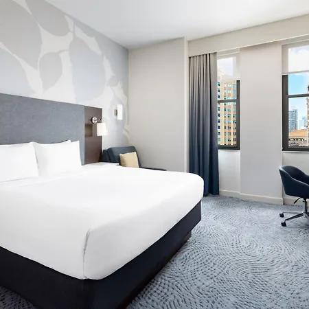 Hotel By Marriott Downtown Manhattan/world Trade Center Area 4*