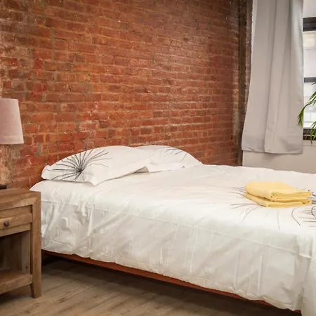 Monthly Nyc - Perfectly Designed 3 Bedroom Unit *