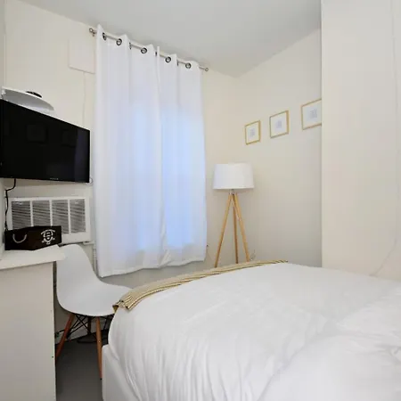 Apartment Monthly Nyc - Beautiful 3 Bedroom *