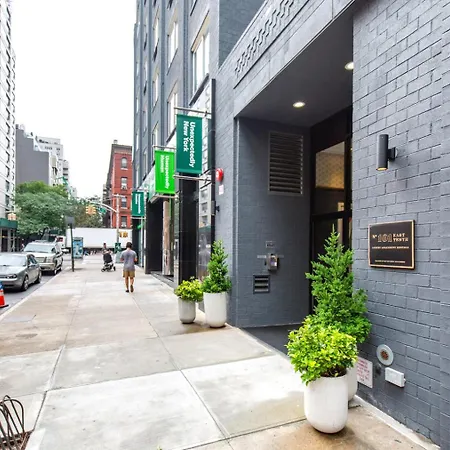 E Village 1br W Wd On Prime Corner Nyc-858