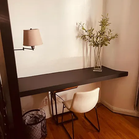 Private In Townhouse W 2 Baths Fq Beds 1-3ppl Apartment