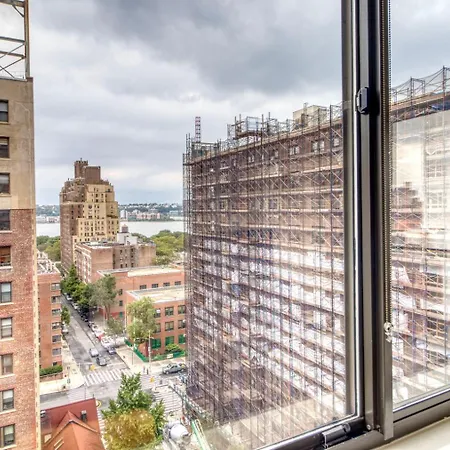 Upper West Side 2br W Rooftop Gym Nr Park Nyc-1216 *