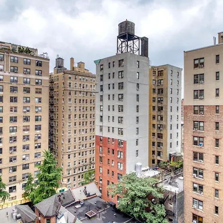 Upper West Side 2br W Rooftop Gym Nr Park Nyc-1216