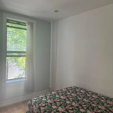 The Park East By The Museum Mile Homestay