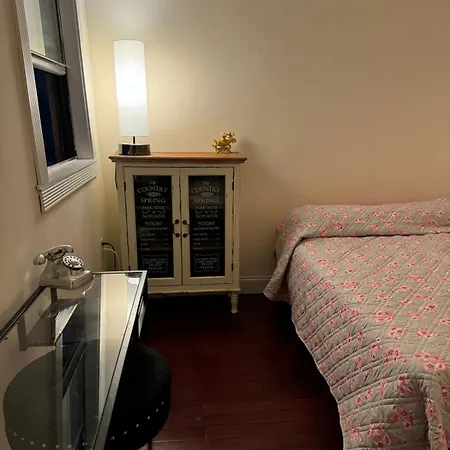 Guest house The Central Park By Broadway