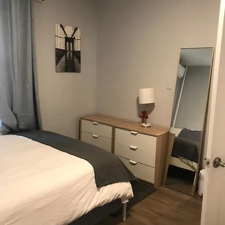 30 Mins To Times Sq!!!! Apartment *