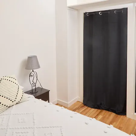 Centric In Union Square Apartment *