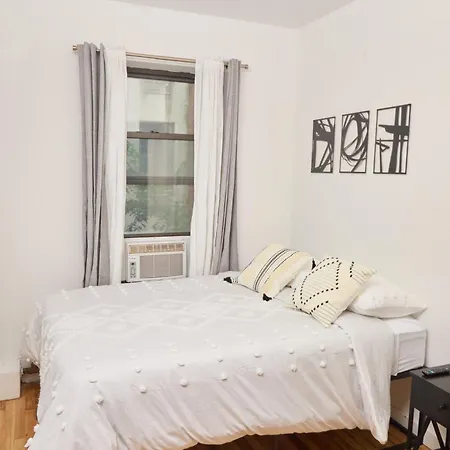 Centric In Union Square Apartment