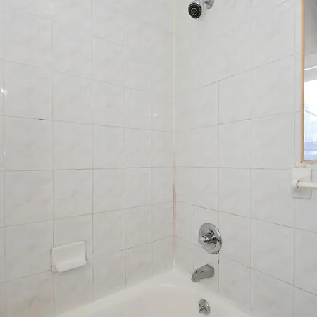 Monthly Nyc - Pleasant 3 Bedroom Apartment New York