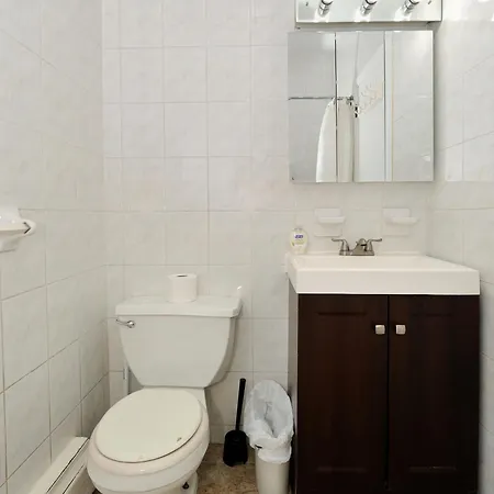 Monthly Nyc - Pleasant 3 Bedroom Apartment *