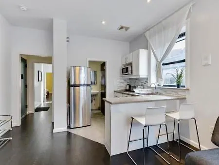 Apartment 3 Bedroom, Central Location In Manhattan!! New York