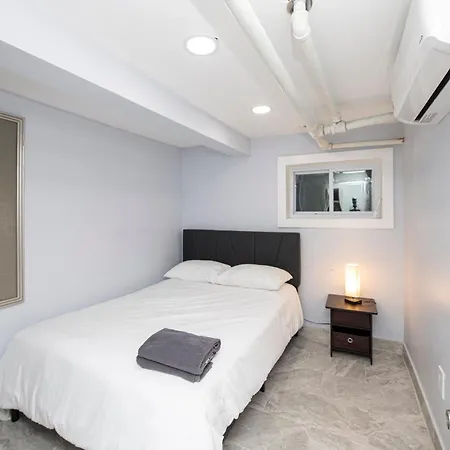 Spectacular Times Square 5 Bedroom Duplex Oasis Apartment