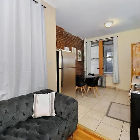 Monthly Nyc Rentals- Appealing 2 Bedroom Unit Apartment