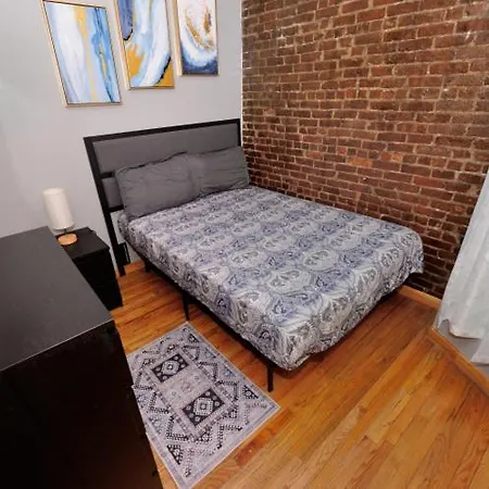 Monthly Nyc Rentals- Appealing 2 Bedroom Unit * New York