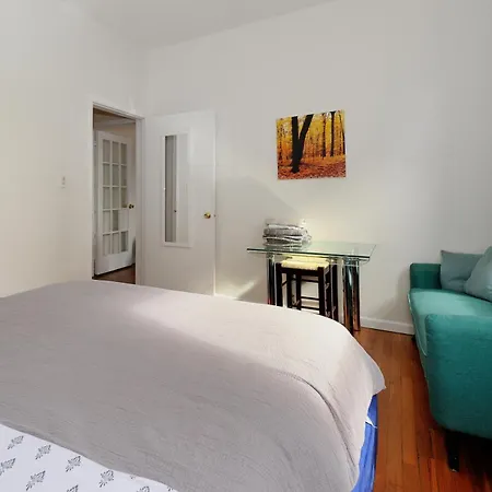 Apartment Monthly Nyc Rentals- Elegant 2 Bedroom *