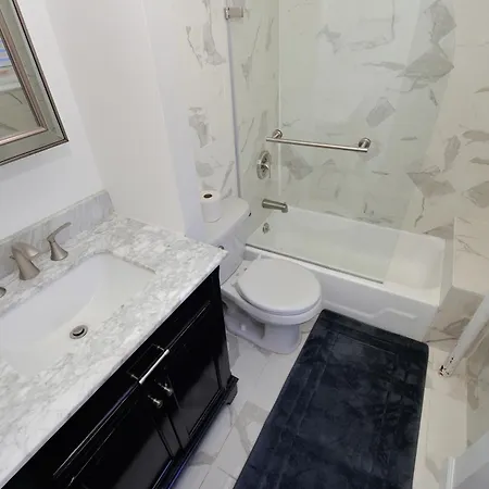 Apartment Monthly Nyc Rentals- Lovely 2 Bedroom New York