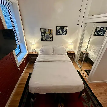 Monthly Nyc Rentals- Comfortable 2 Bedroom * New York